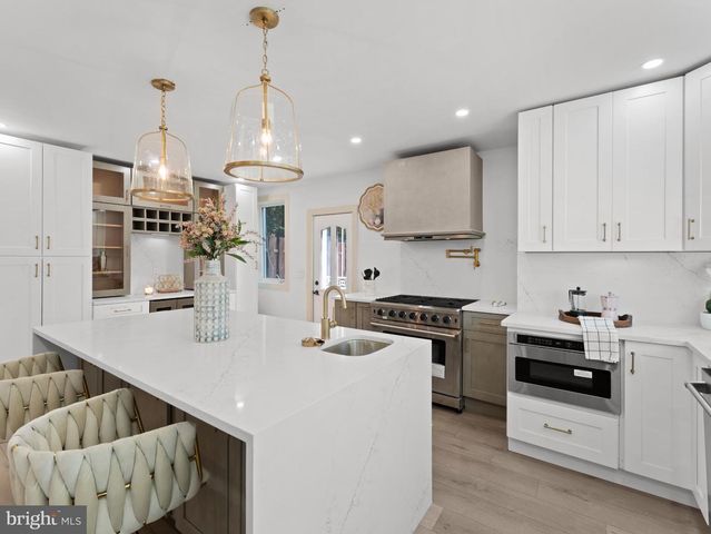 6536 CHEROKEE ST, Philadelphia, PA 19119
