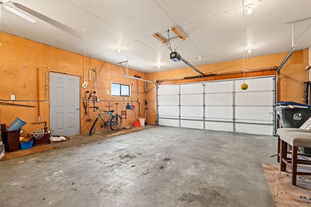 905 W Ridge Court, New Richmond, WI 54017