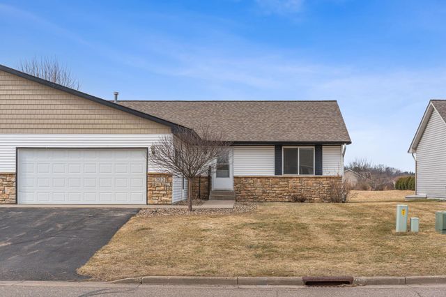 905 W Ridge Court, New Richmond, WI 54017