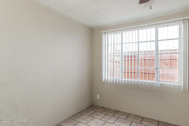 302 W Flores St Unit 3, Tucson, AZ 85705