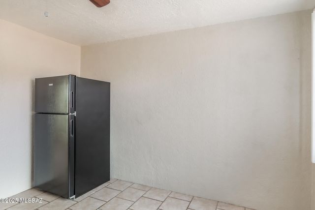 302 W Flores St Unit 3, Tucson, AZ 85705