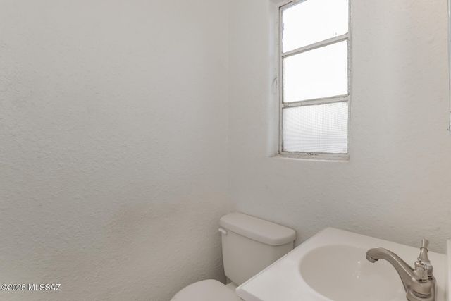 302 W Flores St Unit 3, Tucson, AZ 85705