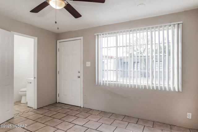 302 W Flores St Unit 3, Tucson, AZ 85705