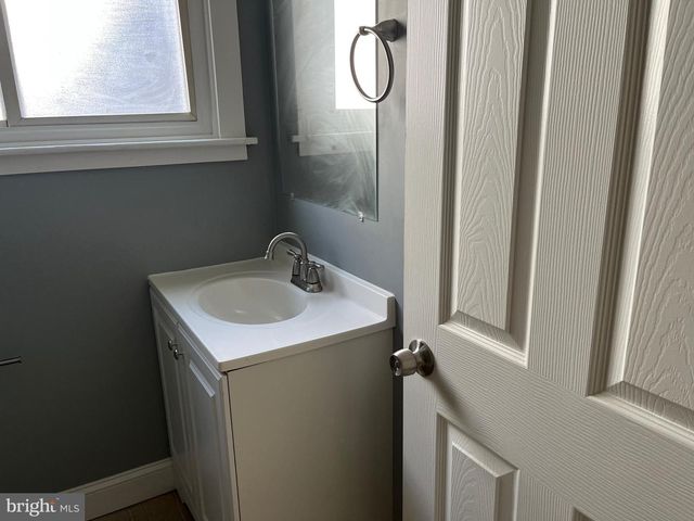 1361 PARK BLVD, Camden, NJ 08103