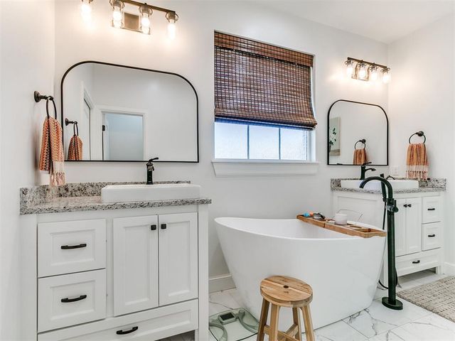 1235 Deer Ridge, Tuttle, OK 73089