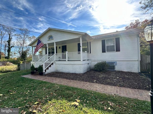 7601 RUDYARD ST, Falls Church, VA 22043