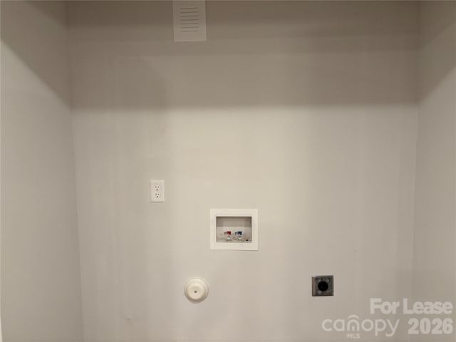 6211 Spanish Oak Road, Charlotte, NC 28227
