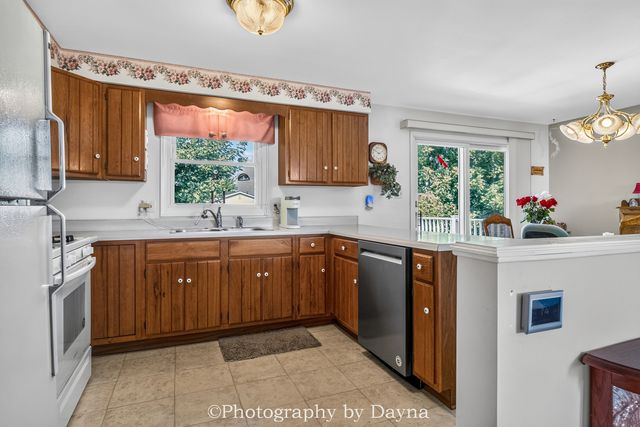 249 S Tomagene Drive, Bourbonnais, IL 60914