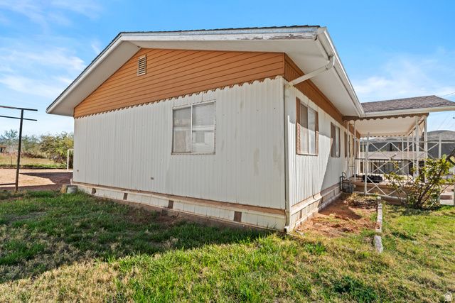 49 E 600 N, Hurricane, UT 84737