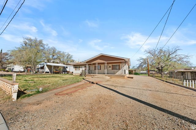 49 E 600 N, Hurricane, UT 84737
