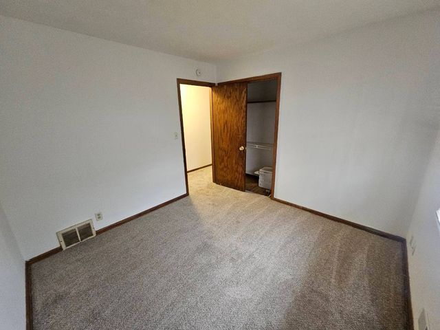 4101 Lowry Avenue N, Robbinsdale, MN 55422