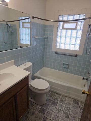 4101 Lowry Avenue N, Robbinsdale, MN 55422