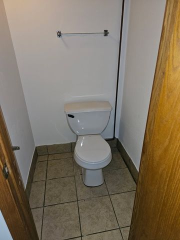 4101 Lowry Avenue N, Robbinsdale, MN 55422