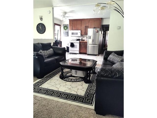 4101 Lowry Avenue N, Robbinsdale, MN 55422