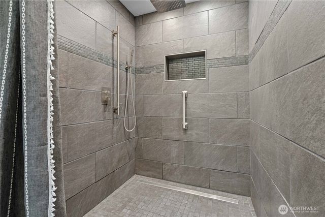 5007 86th Street Ct E, Tacoma, WA 98446