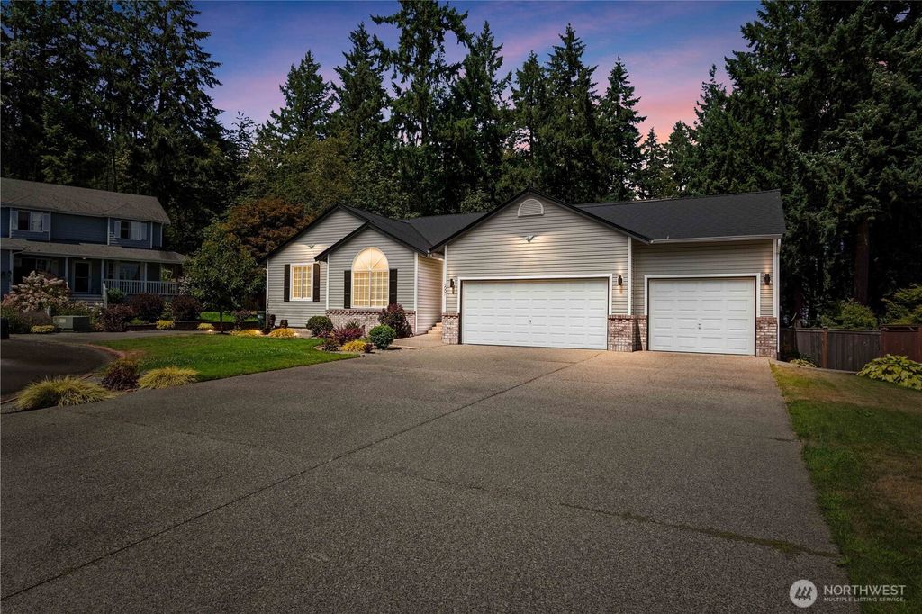 5007 86th Street Ct E, Tacoma, WA 98446