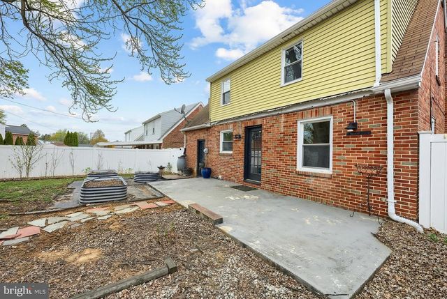 1960 BANNISTER ST, York, PA 17404