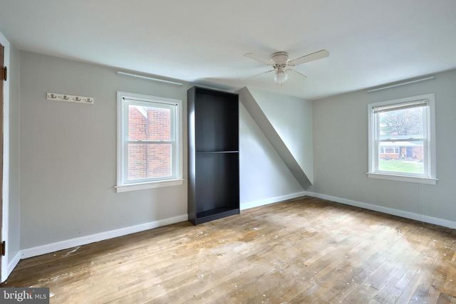 1960 BANNISTER ST, York, PA 17404