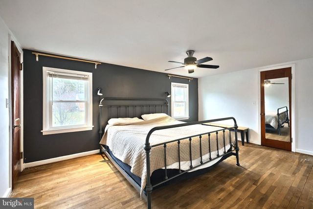 1960 BANNISTER ST, York, PA 17404