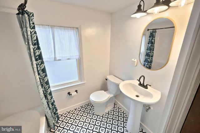 1960 BANNISTER ST, York, PA 17404