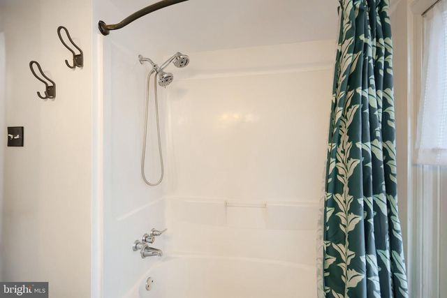 1960 BANNISTER ST, York, PA 17404