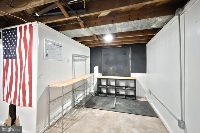 1960 BANNISTER ST, York, PA 17404