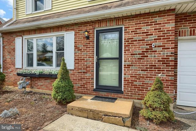 1960 BANNISTER ST, York, PA 17404