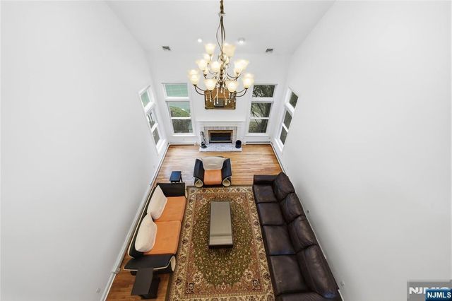 1 Concord Court, Mahwah, NJ 07430