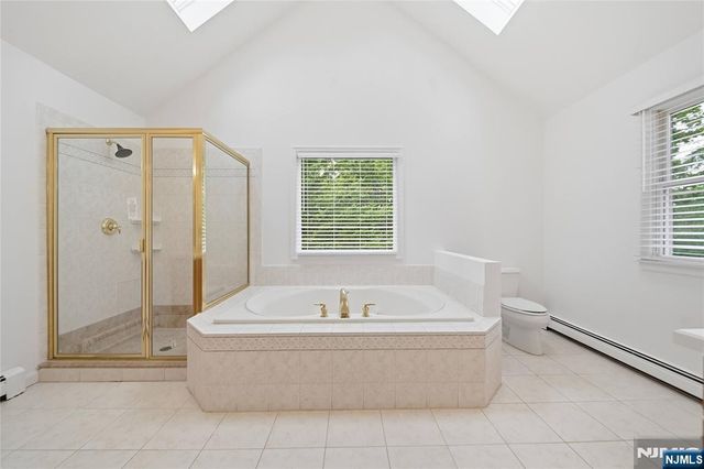 1 Concord Court, Mahwah, NJ 07430