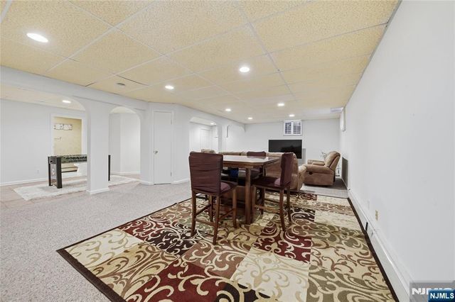 1 Concord Court, Mahwah, NJ 07430