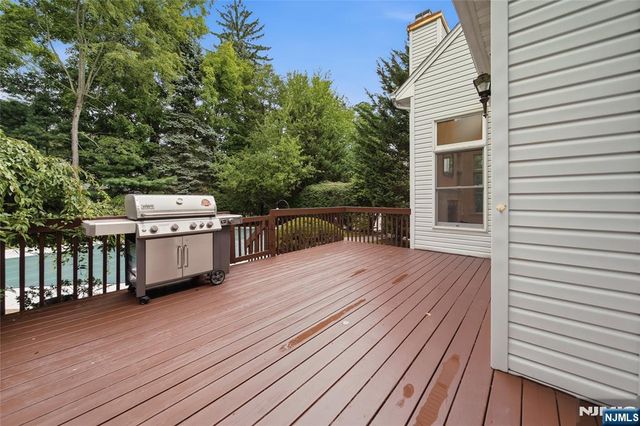 1 Concord Court, Mahwah, NJ 07430