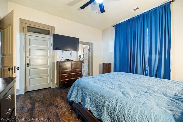 304 Choctaw Street, Hackett, AR 72937