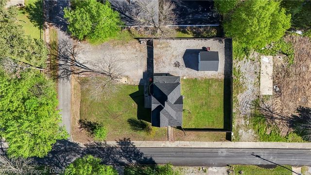 304 Choctaw Street, Hackett, AR 72937