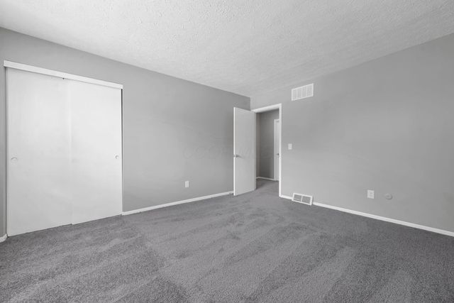 3083 Highcliff Court, Columbus, OH 43231
