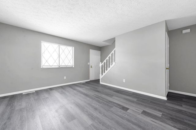 3083 Highcliff Court, Columbus, OH 43231