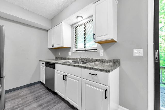 3083 Highcliff Court, Columbus, OH 43231
