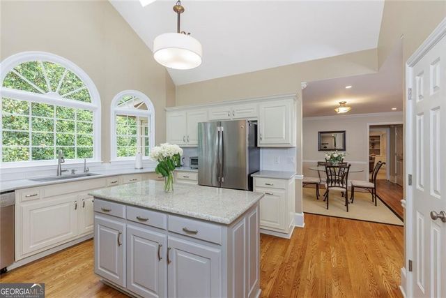 7390 Stoneykirk Close, Atlanta, GA 30350
