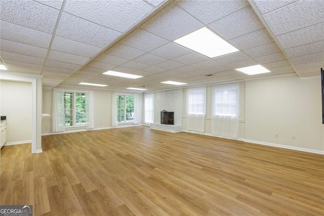 7390 Stoneykirk Close, Atlanta, GA 30350