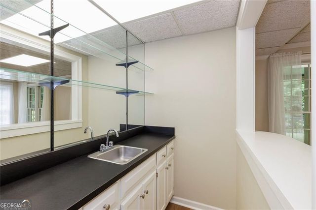 7390 Stoneykirk Close, Atlanta, GA 30350