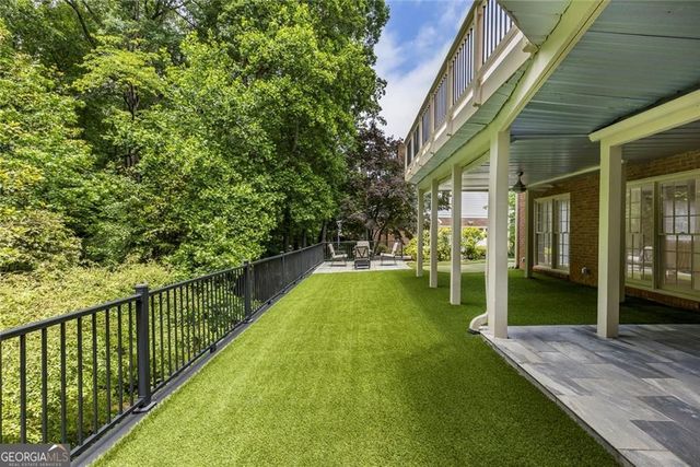 7390 Stoneykirk Close, Atlanta, GA 30350