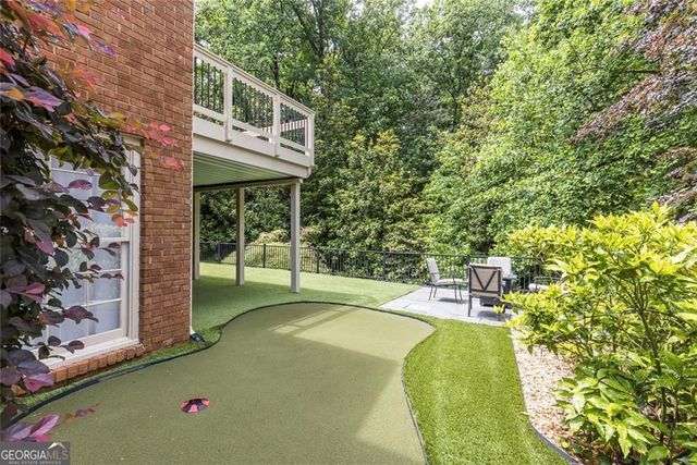 7390 Stoneykirk Close, Atlanta, GA 30350