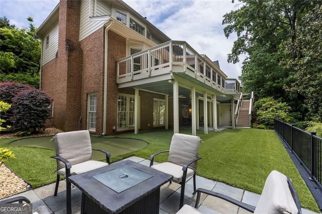 7390 Stoneykirk Close, Atlanta, GA 30350