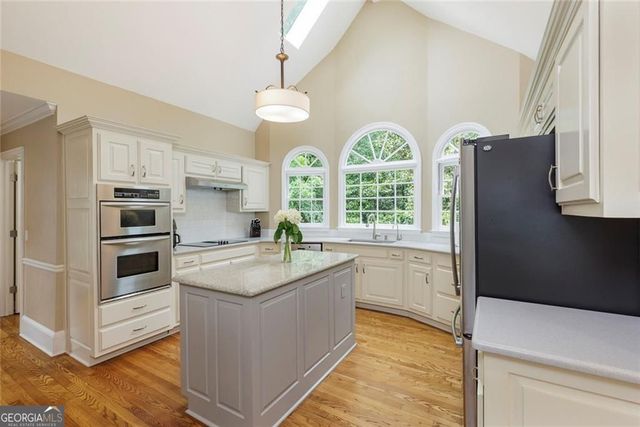 7390 Stoneykirk Close, Atlanta, GA 30350