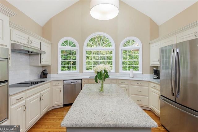 7390 Stoneykirk Close, Atlanta, GA 30350