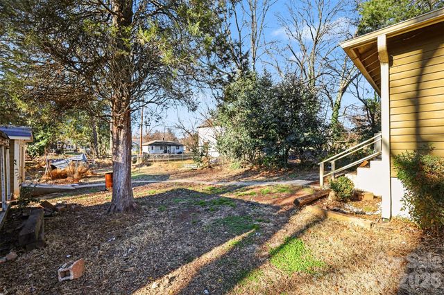 319 N Linwood Avenue, Charlotte, NC 28216