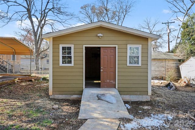 319 N Linwood Avenue, Charlotte, NC 28216