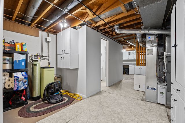 108 12th Avenue SW, Altoona, IA 50009