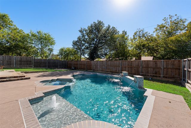 713 Kindred Lane, Richardson, TX 75080