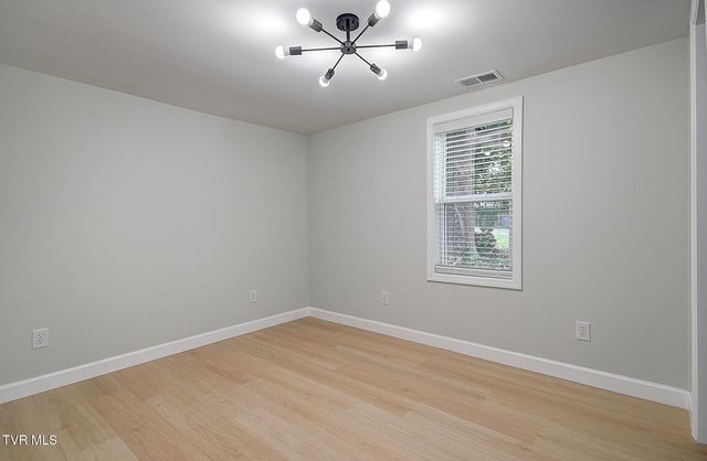 242 Mcdowell Street, Bristol, TN 37620