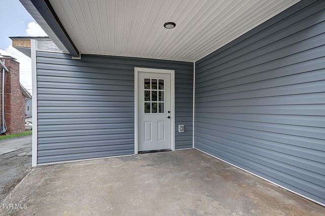 242 Mcdowell Street, Bristol, TN 37620